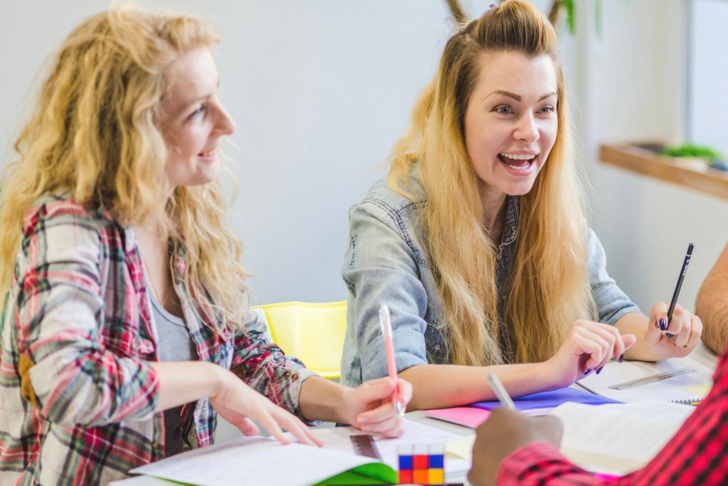Intensive Gruppenarbeit zur Verbesserung der Gesprächstechniken